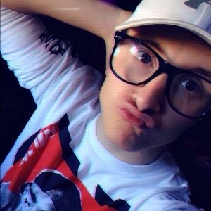 Meet your Posher, Junior